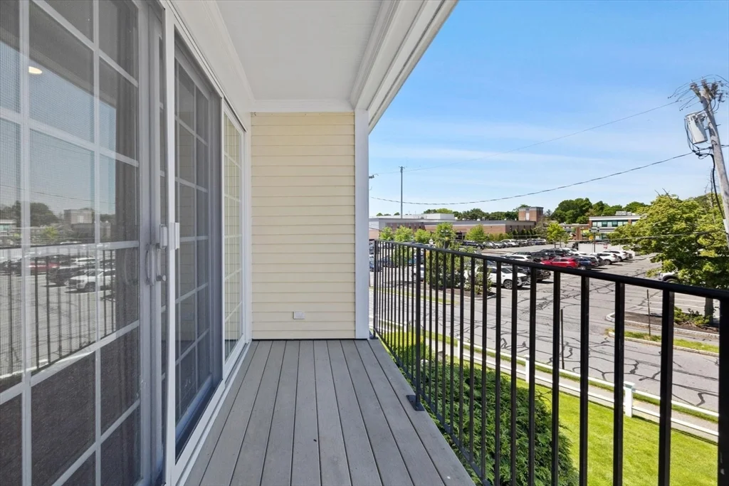 3 bed, 2 bath apartment for rent at 57 Dedham Ave Unit 201, Needham — photo 18 of 29