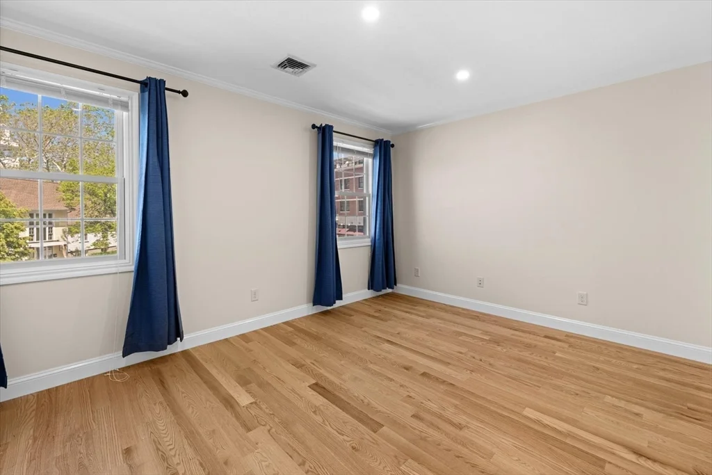 3 bed, 2 bath apartment for rent at 57 Dedham Ave Unit 201, Needham — photo 12 of 29