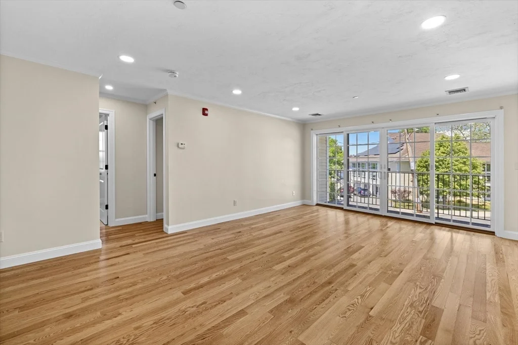 3 bed, 2 bath apartment for rent at 57 Dedham Ave Unit 201, Needham — photo 8 of 29