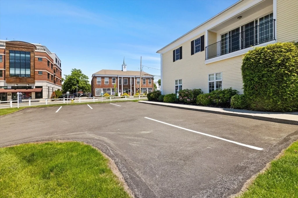 3 bed, 2 bath apartment for rent at 57 Dedham Ave Unit 201, Needham — photo 28 of 29