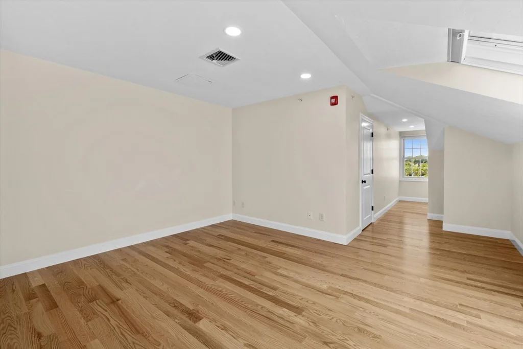3 bed, 2 bath apartment for rent at 57 Dedham Ave Unit 201, Needham — photo 21 of 29