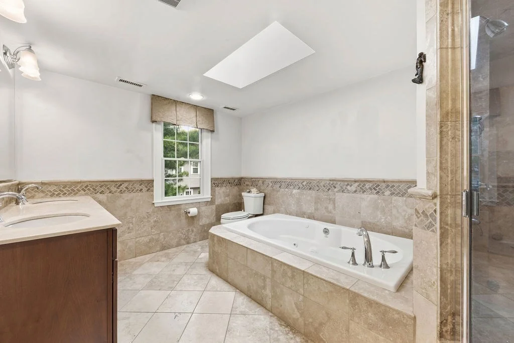 5 bed, 3 bath apartment for rent at 57 Douglas Rd, Needham — photo 14 of 22