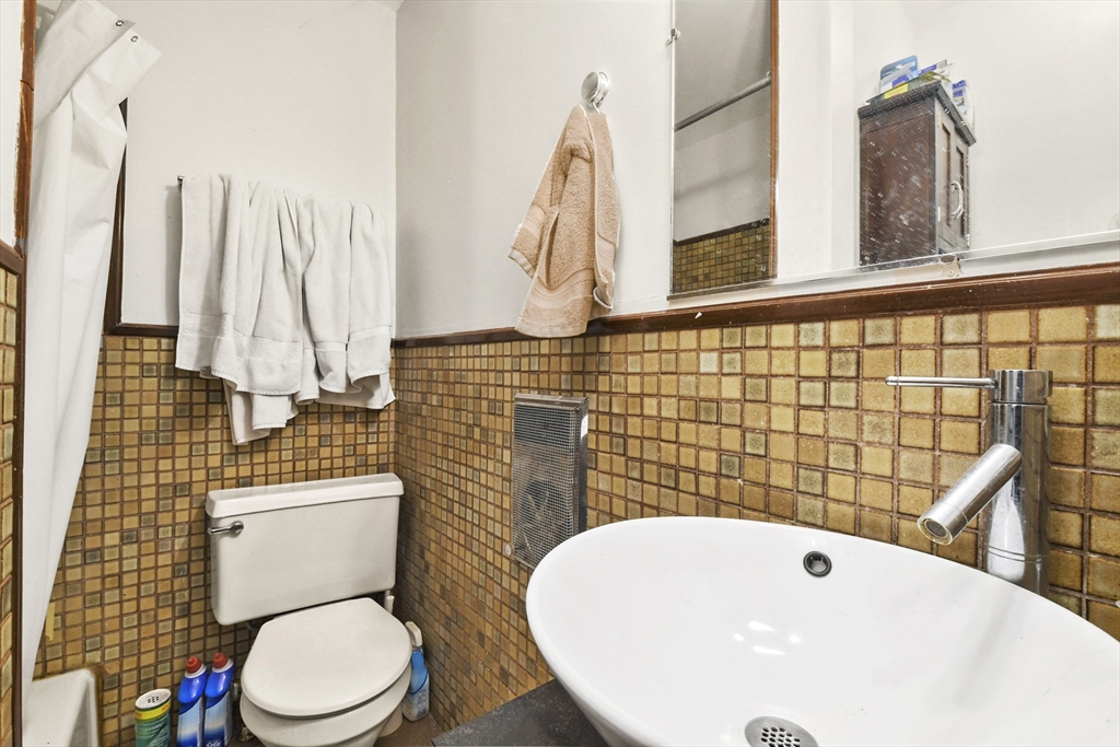 1 bed, 1 bath apartment for rent at 57 E Springfield Unit 2, Boston — photo 15 of 16