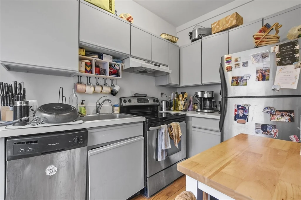 1 bed, 1 bath apartment for rent at 57 E Springfield Unit 3, South End — photo 6 of 12
