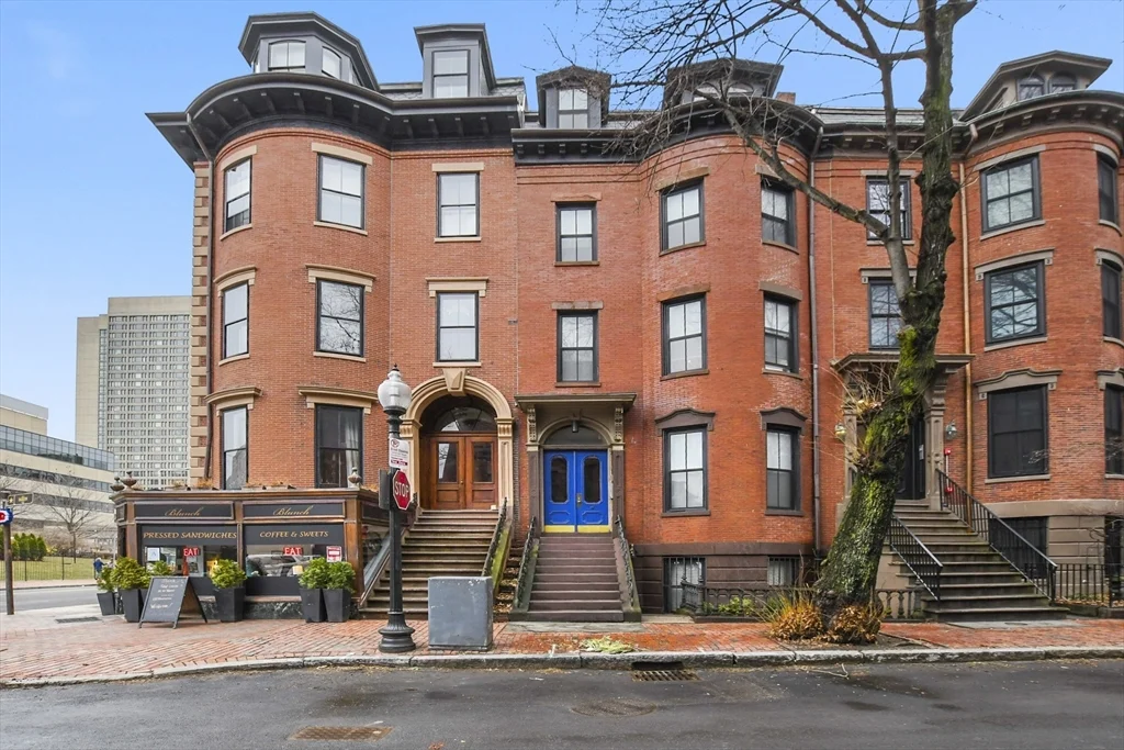 1 bed, 1 bath apartment for rent at 57 E Springfield Unit 3, South End — photo 12 of 12