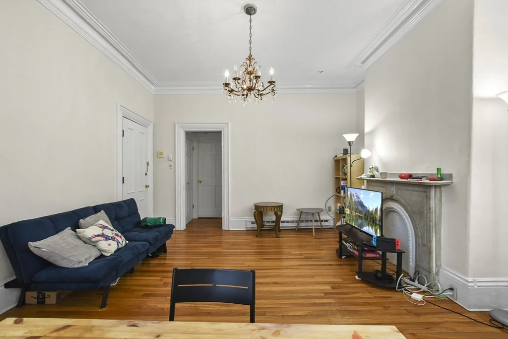1 bed, 1 bath apartment for rent at 57 E Springfield Unit 3, South End — photo 2 of 12
