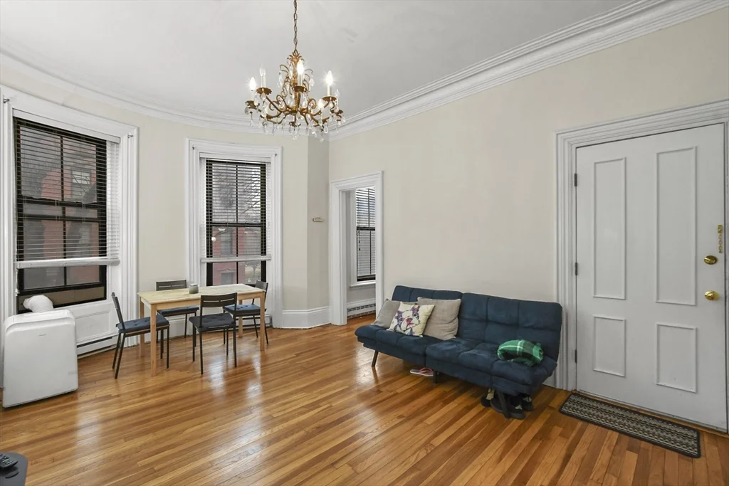 1 bed, 1 bath apartment for rent at 57 E Springfield Unit 3, South End — photo 4 of 12