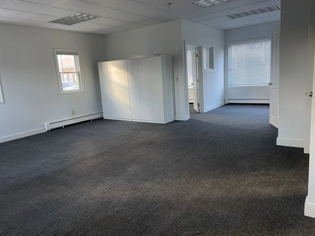 2 bed, 1 bath apartment for rent at 57 Eastern Ave Unit 1, Gloucester — photo 1 of 5