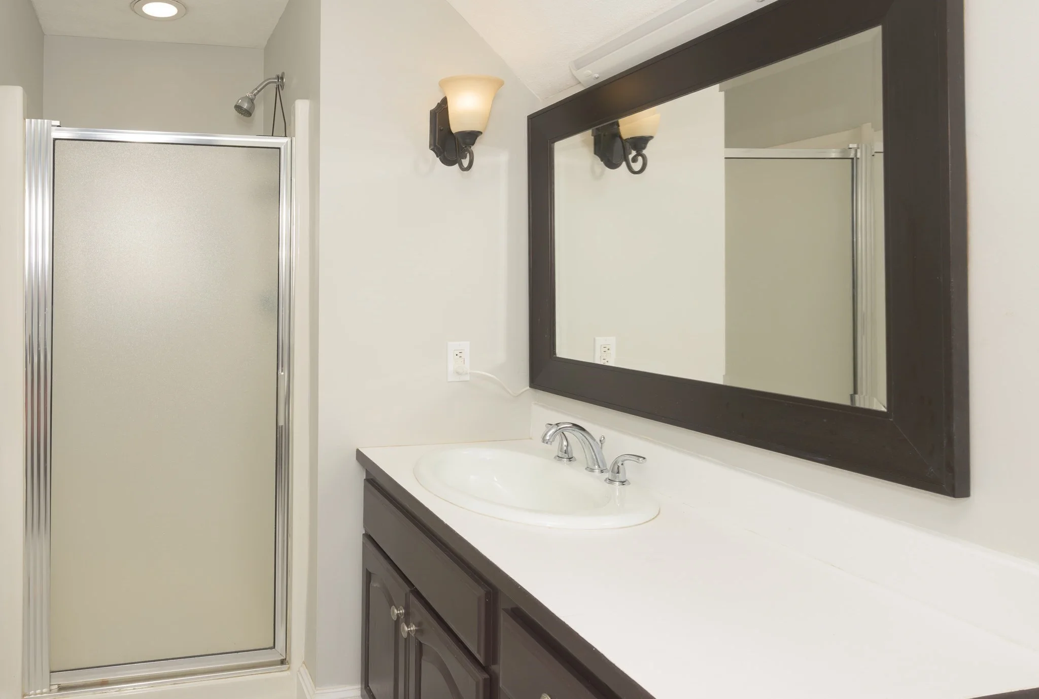 2 bed, 2 bath apartment for rent at 57 Elm Unit St, Marblehead — photo 17 of 20