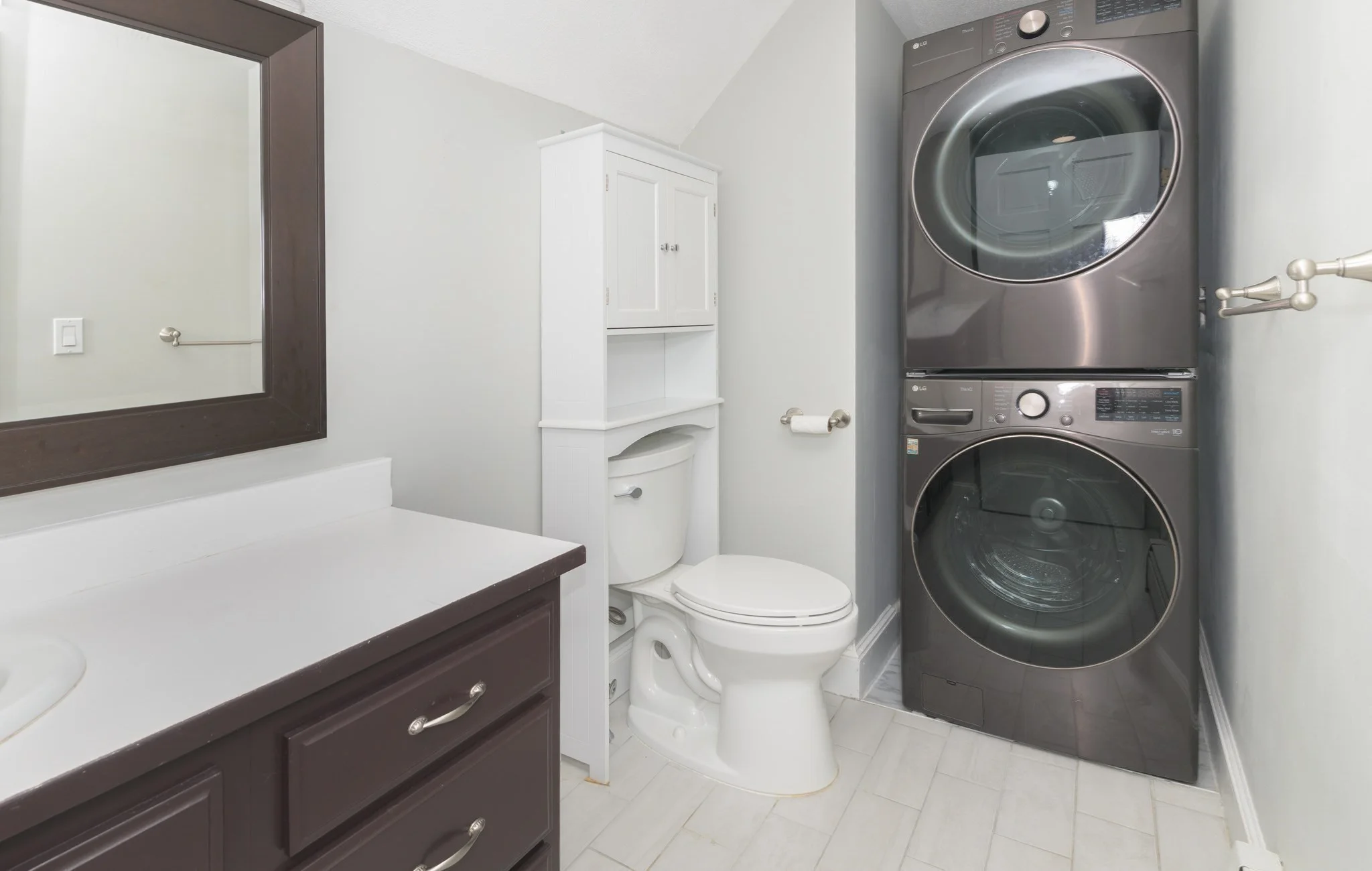 2 bed, 2 bath apartment for rent at 57 Elm Unit St, Marblehead — photo 18 of 20