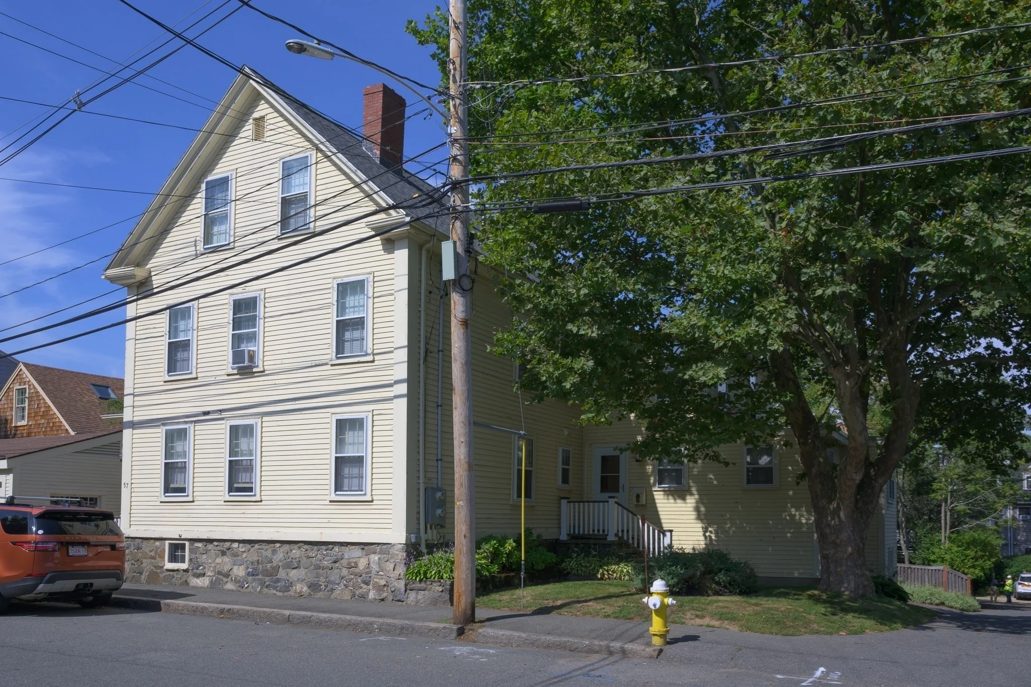 2 bed, 2 bath apartment for rent at 57 Elm Unit St, Marblehead