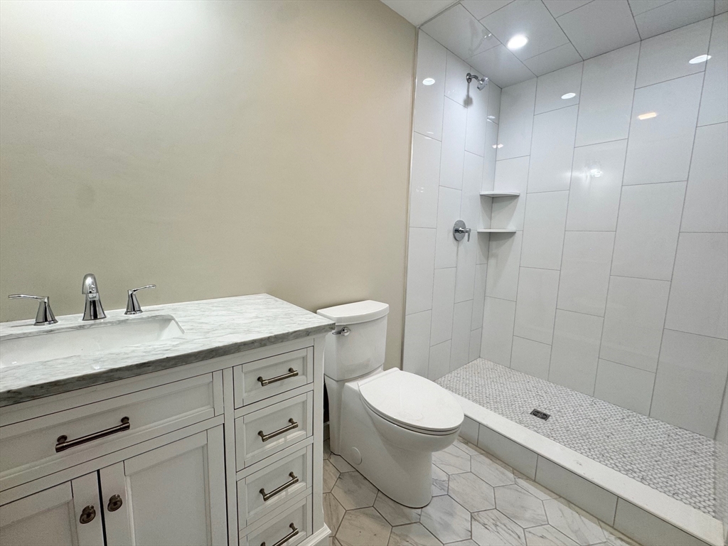 2 bed, 2 bath apartment for rent at 57 Falcon St Unit 1, East Boston — photo 13 of 16