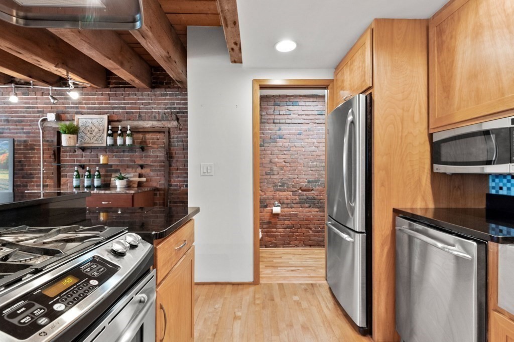 1 bed, 1 bath apartment for rent at 57 Fulton St Unit 1, North End