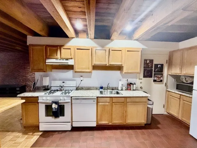 1 bed, 1.5 bath apartment for rent at 57 Fulton St Unit 6, North End — photo 14 of 28