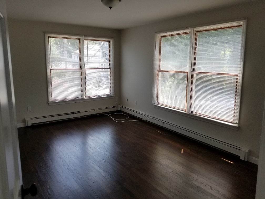 4 bed, 4+ bath apartment for rent at 57 Gerrish St Unit 2, Oak Square — photo 6 of 10