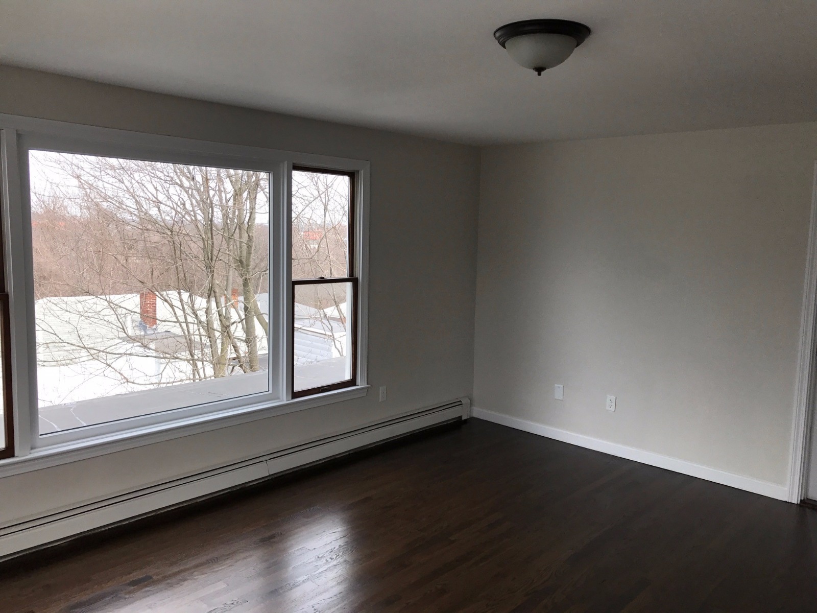 4 bed, 4+ bath apartment for rent at 57 Gerrish St Unit 2, Oak Square — photo 5 of 10