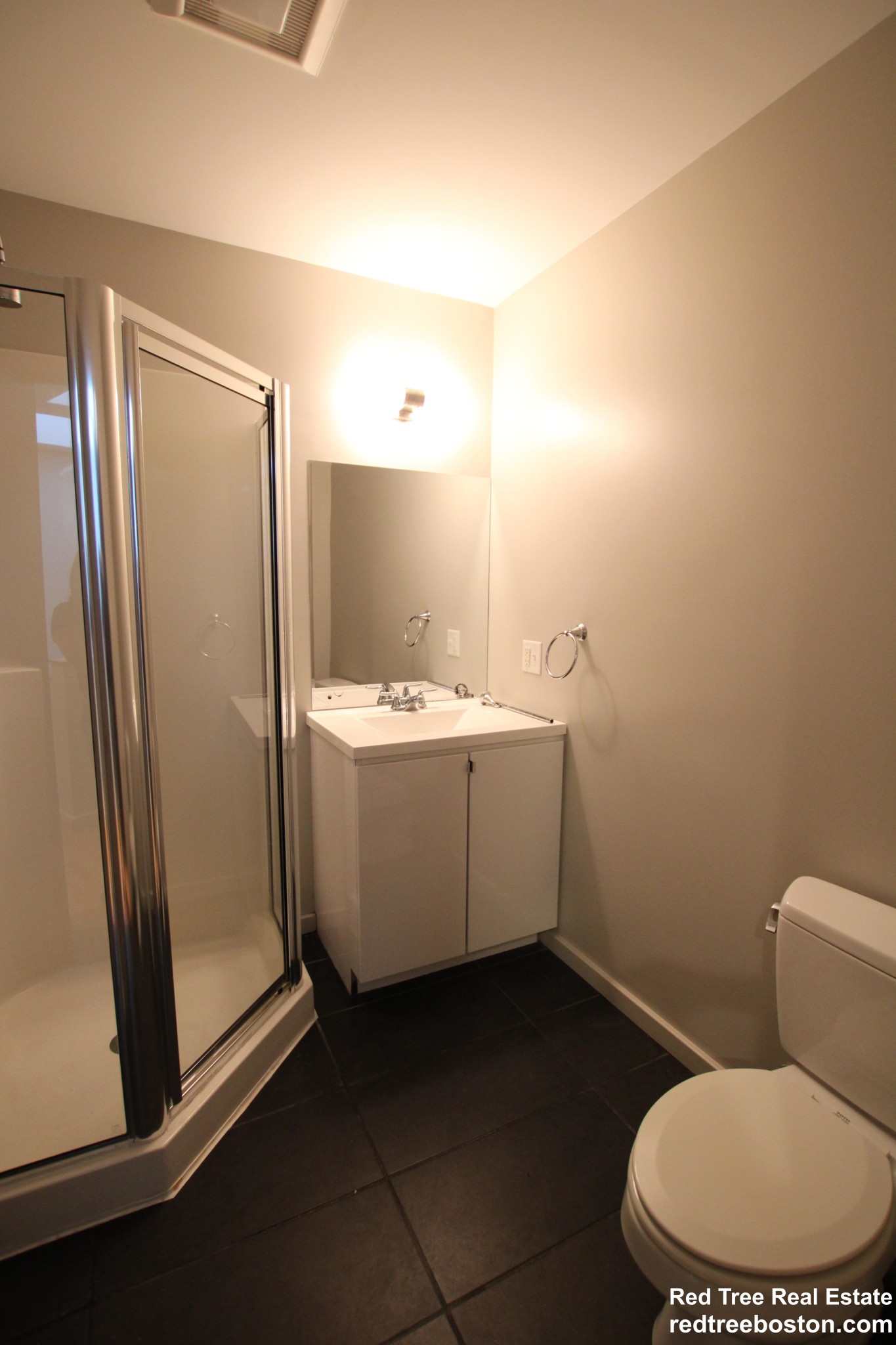 5 bed, 2.5 bath apartment for rent at 57 Glenville Ave, Allston — photo 9 of 16