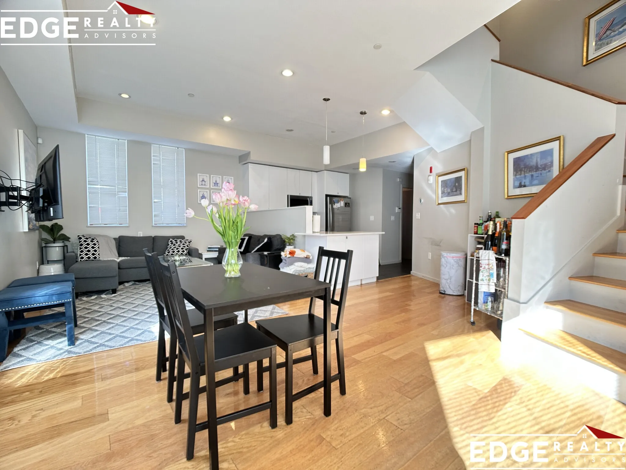 5 bed, 2.5 bath apartment for rent at 57 Glenville Ave Unit house, Allston — photo 1 of 13