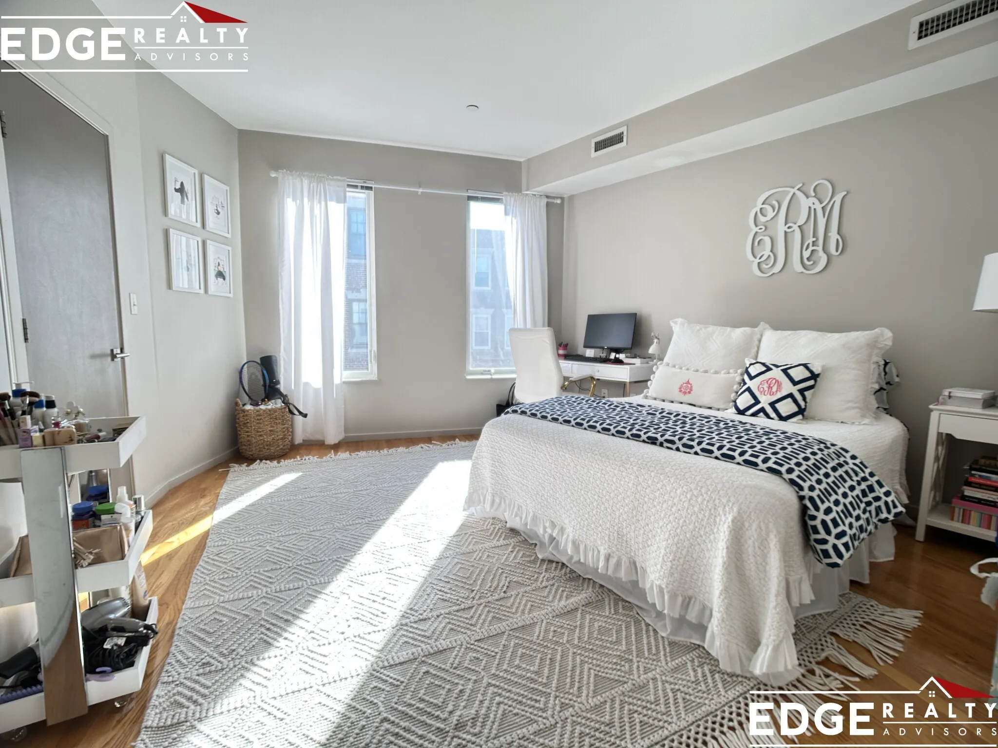 5 bed, 2.5 bath apartment for rent at 57 Glenville Ave Unit NA, Allston — photo 5 of 13