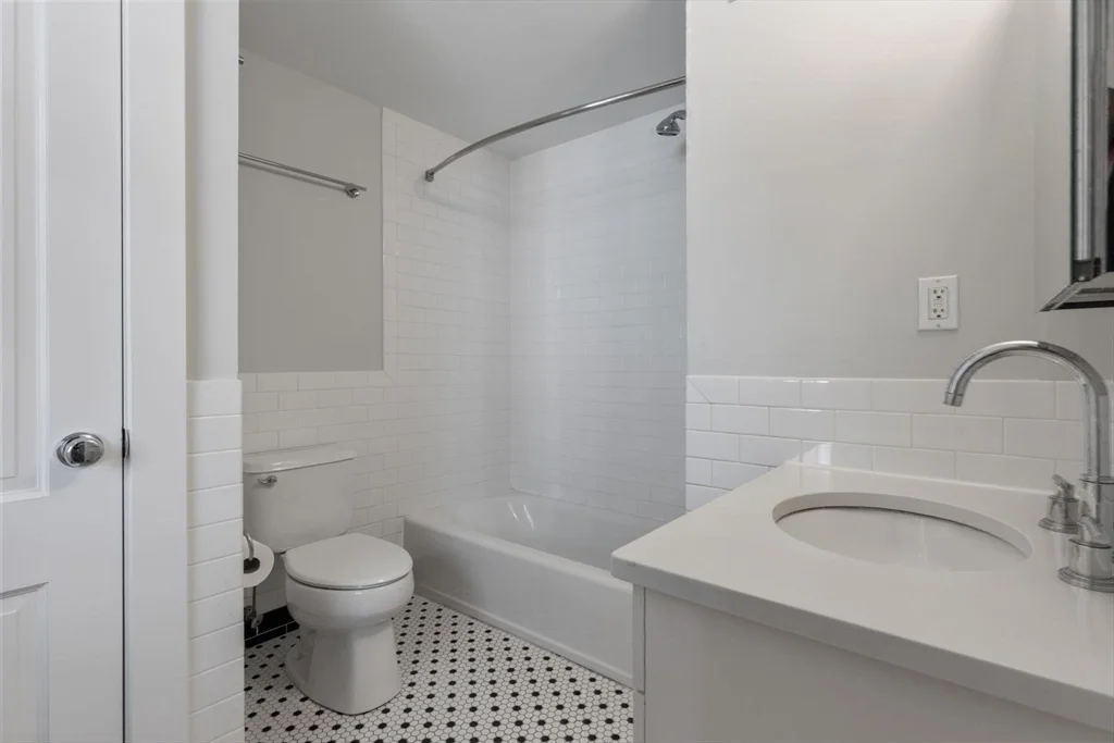 2 bed, 2 bath apartment for rent at 57 Gray St Unit 1, South End — photo 26 of 31