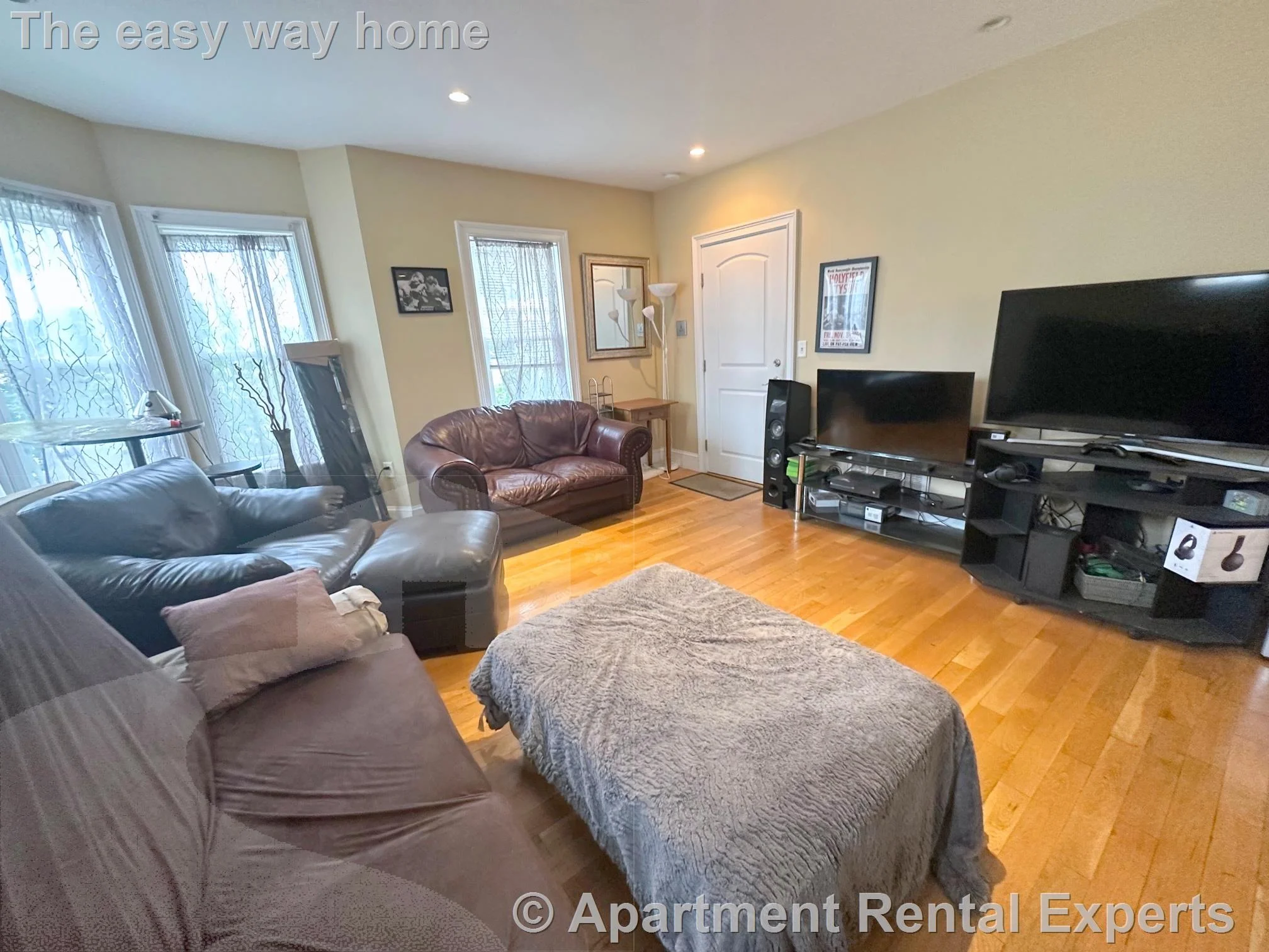 3 bed, 2 bath apartment for rent at 57 Greenleaf Ave Unit 2, Tufts — photo 11 of 15