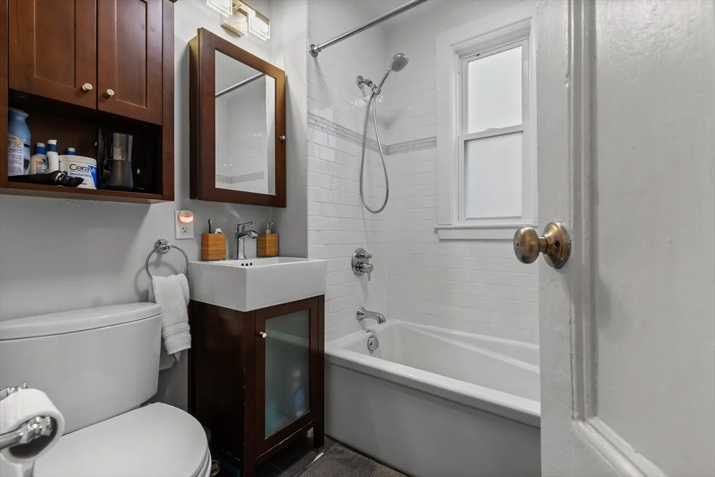 2 bed, 1 bath apartment for rent at 57 Grove St Unit 57, Davis Square — photo 11 of 24