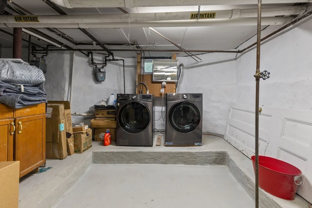 2 bed, 1 bath apartment for rent at 57 Grove St Unit 57, Davis Square — photo 21 of 24