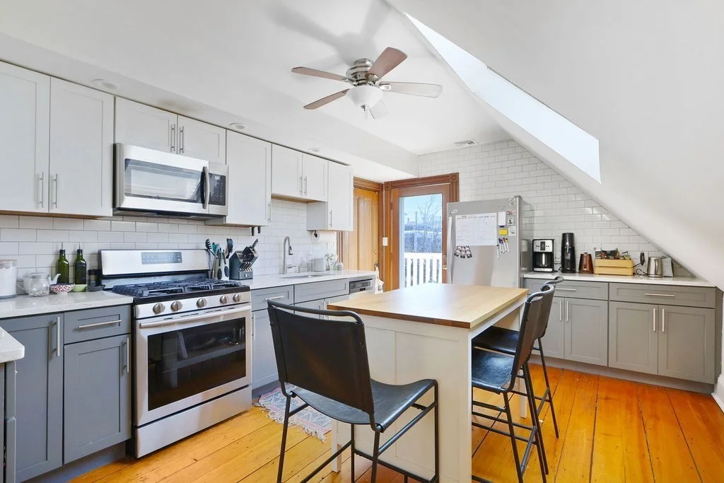 2 bed, 1 bath apartment for rent at 57 Harbor View Unit 3, Dorchester — photo 10 of 22