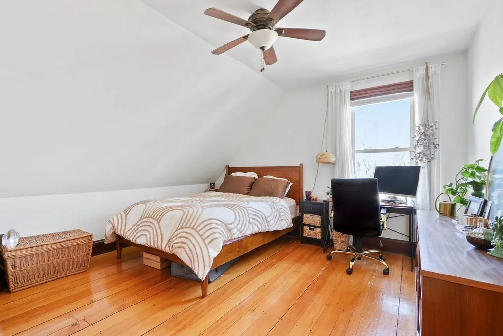 2 bed, 1 bath apartment for rent at 57 Harbor View Unit 3, Dorchester — photo 15 of 22
