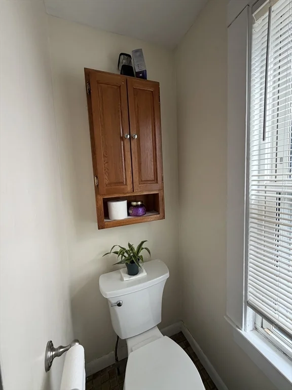 2 bed, 1 bath apartment for rent at 57 Harvard St Ext Unit 1, Natick — photo 12 of 13