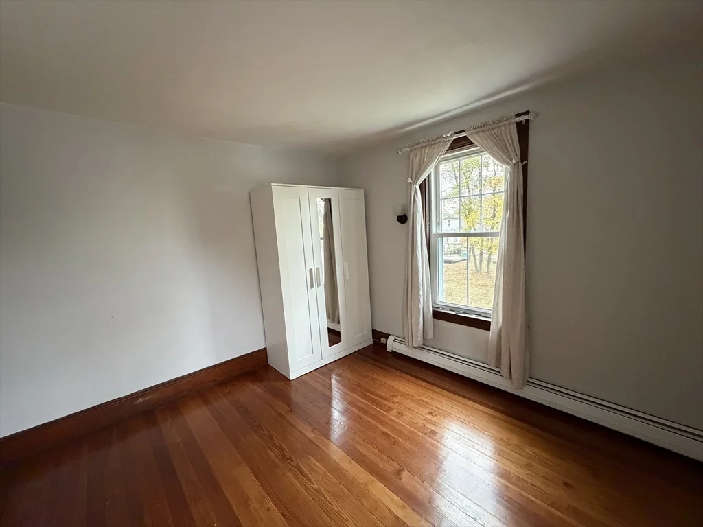 2 bed, 1 bath apartment for rent at 57 Harvard St Ext Unit 1, Natick — photo 5 of 13