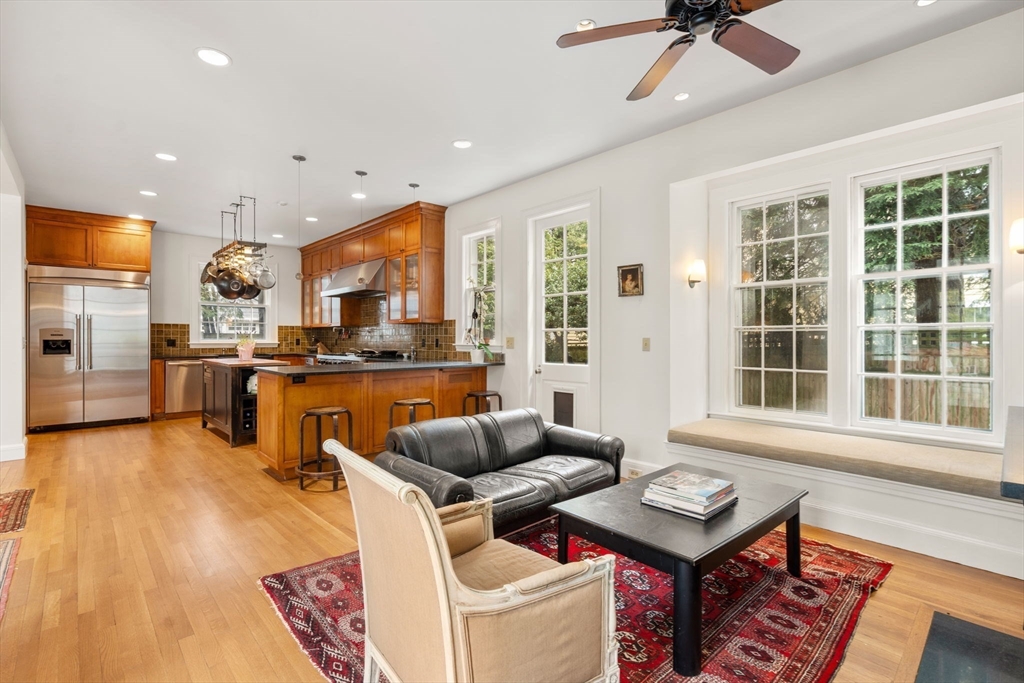5 bed, 4+ bath apartment for rent at 57 Hedge Rd Unit 0, Brookline — photo 4 of 25