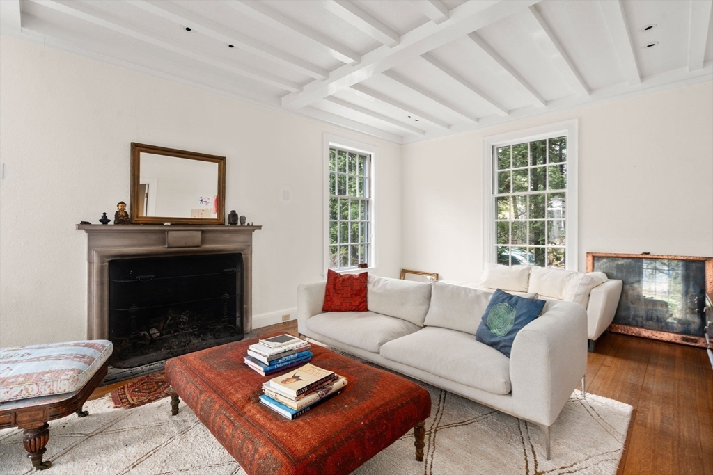 5 bed, 4+ bath apartment for rent at 57 Hedge Rd Unit 0, Brookline — photo 9 of 25