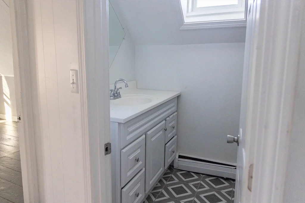 2 bed, 1 bath apartment for rent at 57 Hight St Unit 2, Milford — photo 21 of 23