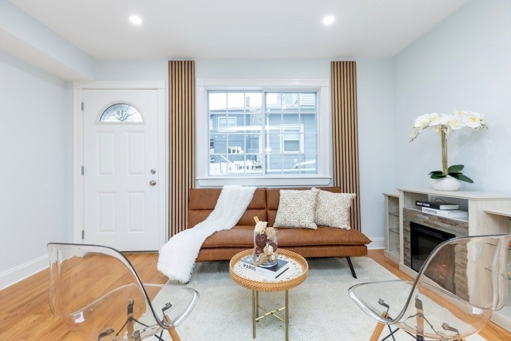 6 bed, 2.5 bath apartment for rent at 57 Howard St Unit 1, Revere — photo 8 of 22