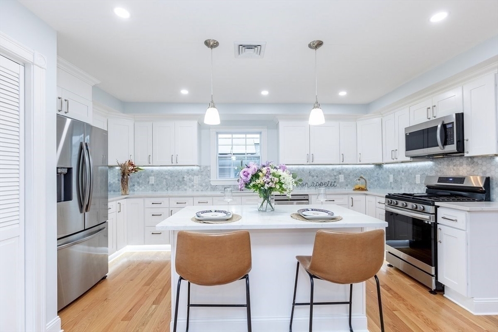 6 bed, 2.5 bath apartment for rent at 57 Howard St Unit 1, Revere — photo 6 of 22