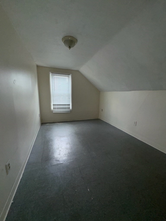 3 bed, 1 bath apartment for rent at 57 King St Unit 5, Worcester — photo 7 of 15