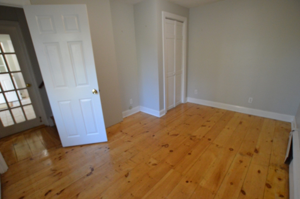 3 bed, 1 bath apartment for rent at 57 Lindall St Unit 1, Danvers — photo 8 of 16