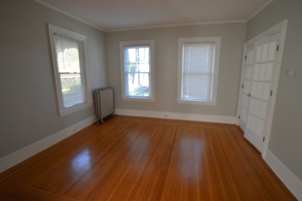 3 bed, 1 bath apartment for rent at 57 Lindall St Unit 1, Danvers — photo 6 of 16