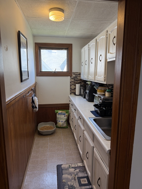 2 bed, 1 bath apartment for rent at 57 Lovell St Unit 2, Worcester — photo 5 of 13