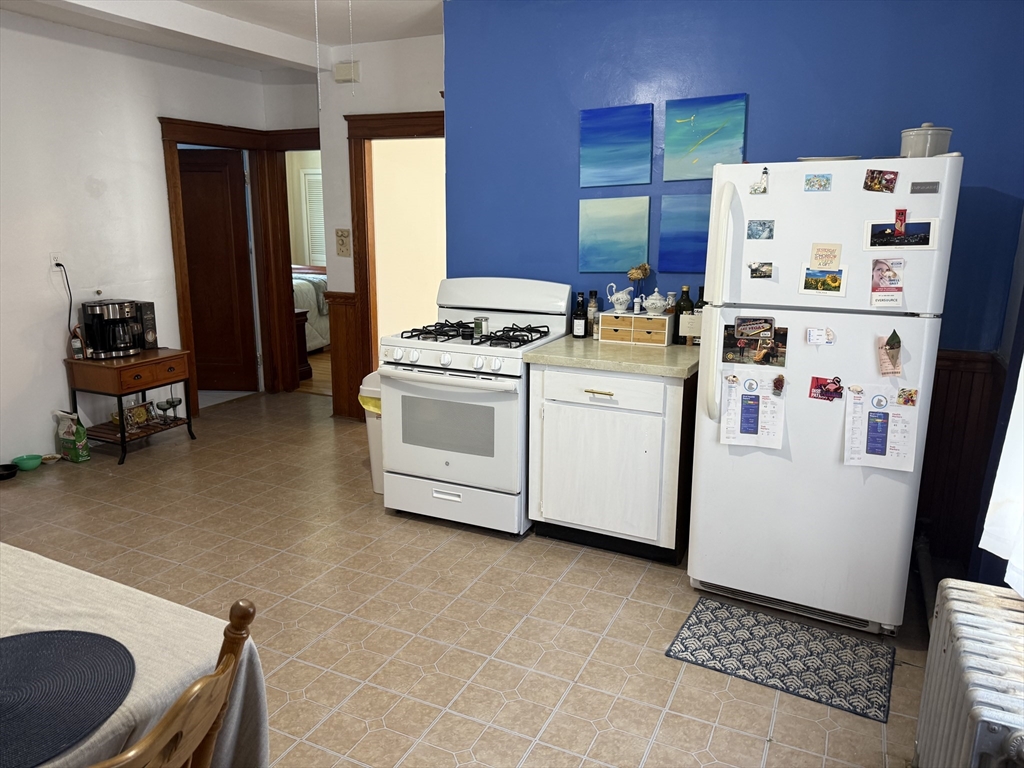 2 bed, 1 bath apartment for rent at 57 Lovell St Unit 2, Worcester — photo 3 of 13