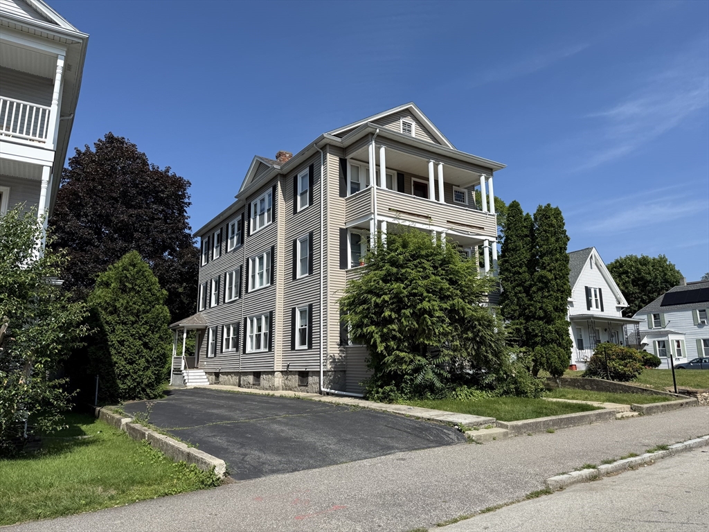 2 bed, 1 bath apartment for rent at 57 Lovell St Unit 2, Worcester — photo 1 of 13