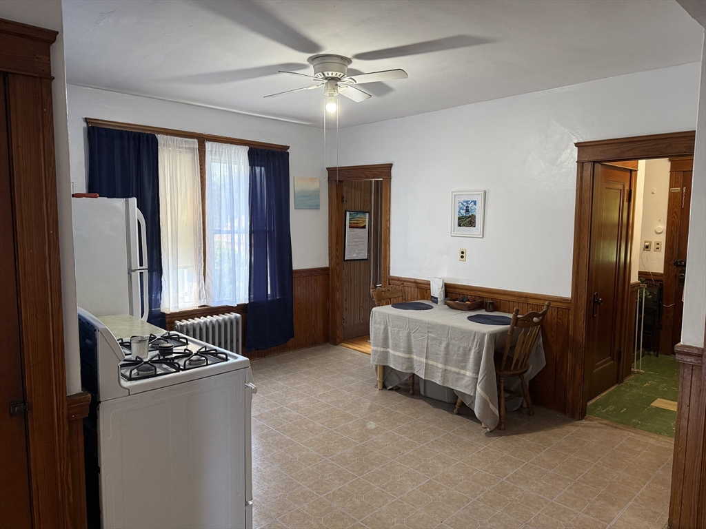 2 bed, 1 bath apartment for rent at 57 Lovell St Unit 2, Worcester — photo 4 of 13