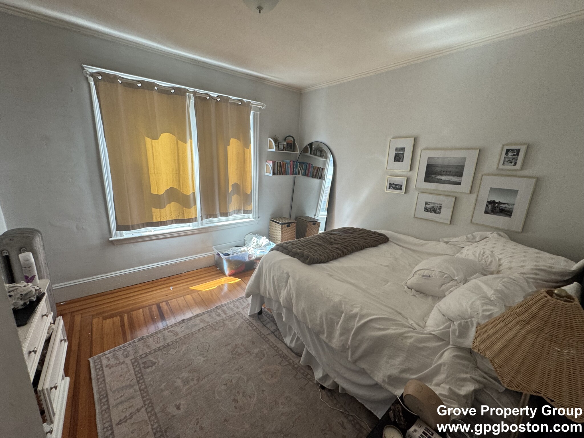 4 bed, 1 bath apartment for rent at 57 M St Unit 3, South Boston — photo 2 of 8