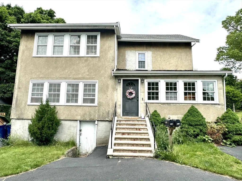 3 bed, 1 bath apartment for rent at 57 Marietta Ave Unit 2, East Braintree