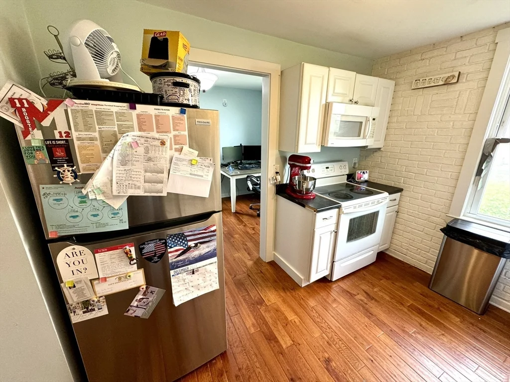 3 bed, 1 bath apartment for rent at 57 Marietta Ave Unit 2, East Braintree — photo 5 of 22