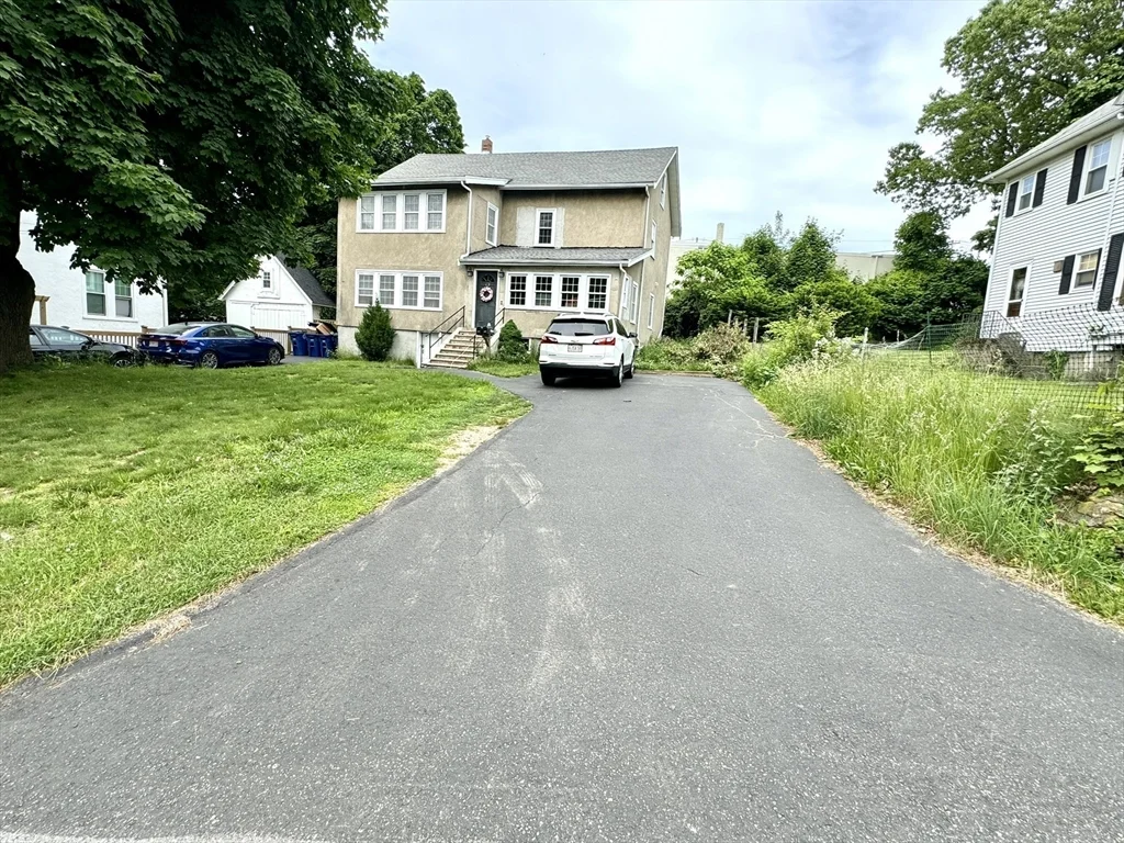 3 bed, 1 bath apartment for rent at 57 Marietta Ave Unit 2, East Braintree — photo 2 of 22