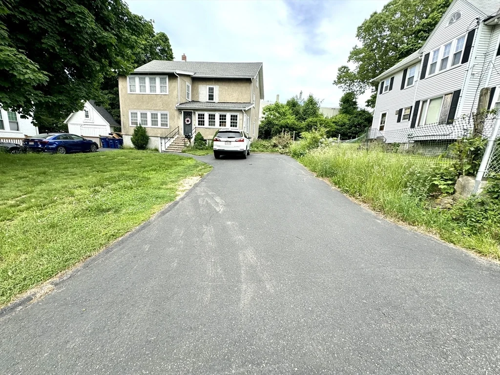 3 bed, 1 bath apartment for rent at 57 Marietta Ave Unit 2, East Braintree — photo 21 of 22