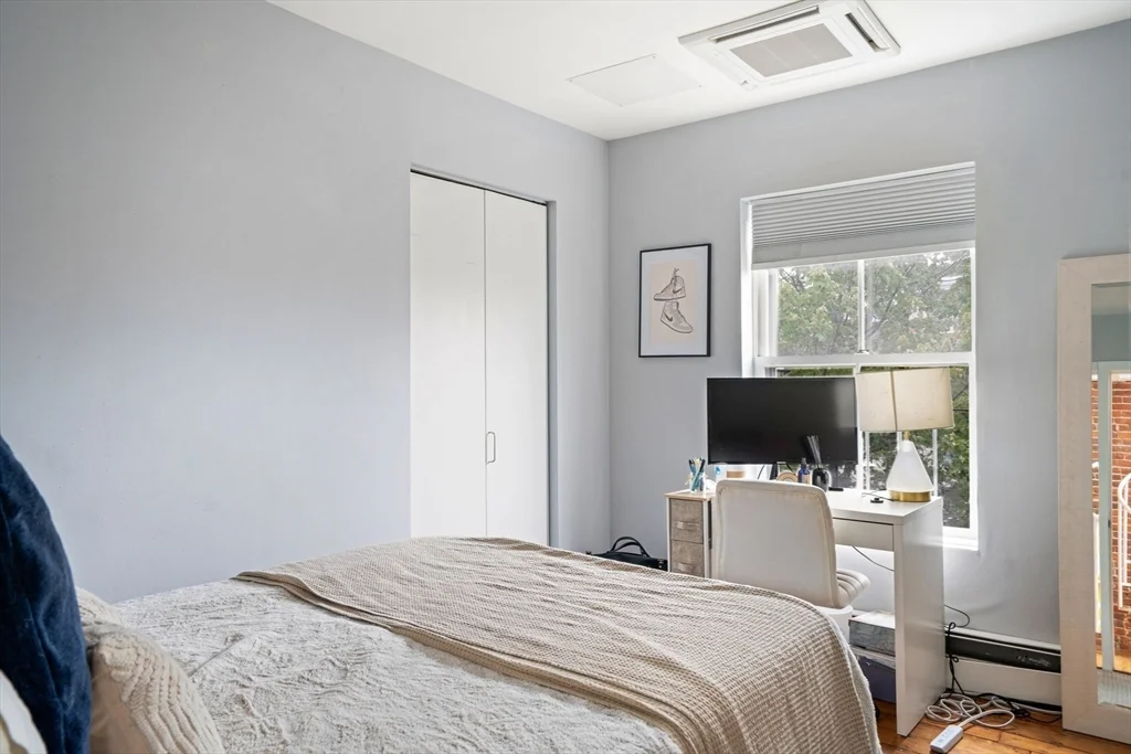 2 bed, 1 bath apartment for rent at 57 Marlborough Unit 6, Back Bay — photo 9 of 16