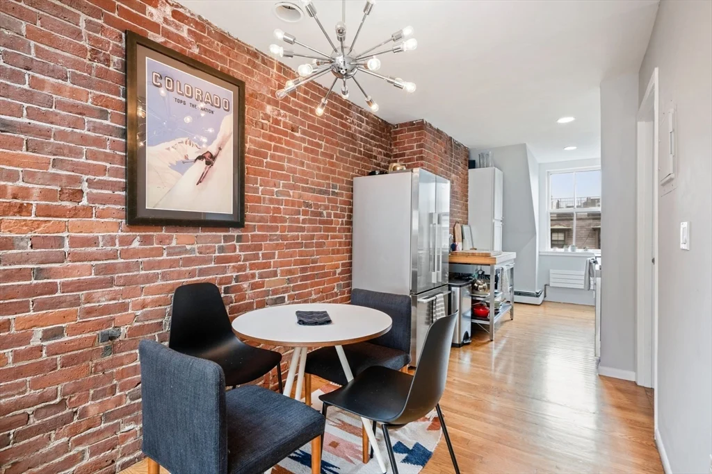 2 bed, 1 bath apartment for rent at 57 Marlborough Unit 6, Back Bay — photo 6 of 16